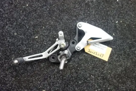 LINKER SCHETSPLAAT Kawasaki Ninja 400 2018 - 2020