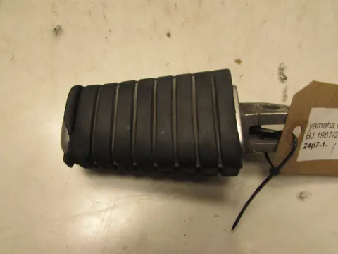 VOETSTEUN LINKS Yamaha V max 1987 - 2002