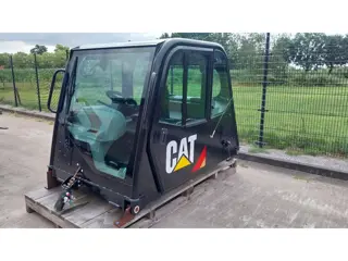 Caterpillar Complete 777G cab / All electronics and ecu