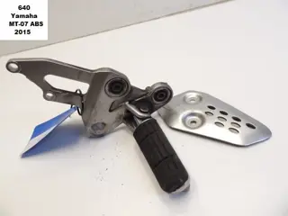 RECHTER SCHETSPLAAT Yamaha MT 07 2014 - 2017