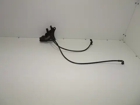 REMKLAUW RECHTS VOOR Triumph Sprint RS 1999 - 2003