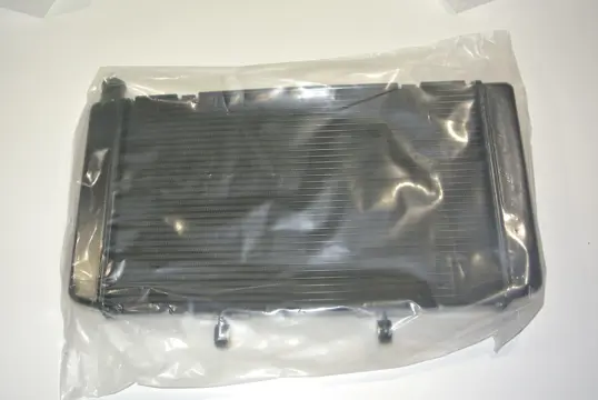 RADIATEUR Honda CBF 600 2008 - 2011