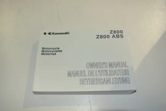 INSTRUCTIEBOEKJE Kawasaki Z 800 2013 - 2014