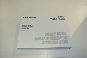 INSTRUCTIEBOEKJE Kawasaki Z 800 2013 - 2014