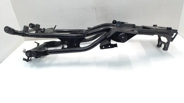 ACHTER SUBFRAME Suzuki GSR 600 2006 - 2009