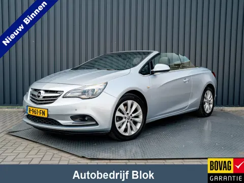 Opel Cascada 1.6 Turbo 170Pk Aut. Innovation | Parkeersensoren V&A | AGR-Stoelen | Navi | Prijs Rijk