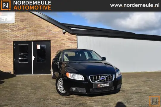 VOLVO V70 1.6 T4 LIM. EDITION, AUT, Navi, Leder