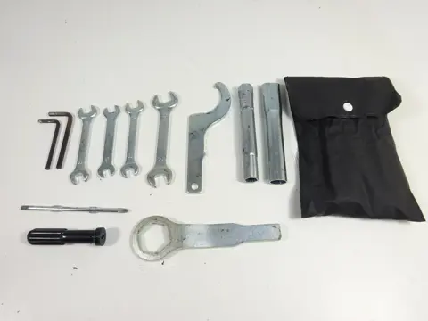 GEREEDSCHAPSET Yamaha FZ8 2010 - 2015