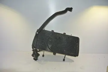 RADIATEUR Triumph Sprint ST 955 1999 - 2005