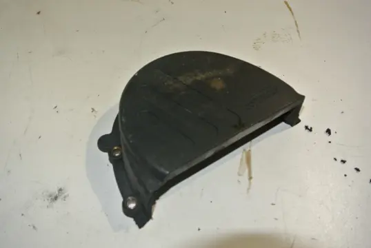 MOTORBLOKDEKSEL VOORTANDWIEL Triumph Sprint ST 955 1999 -