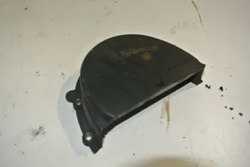 MOTORBLOKDEKSEL VOORTANDWIEL Triumph Sprint ST 955 1999 -