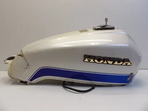 TANK Honda VF 700 750 S Sabre 1982 - 1985