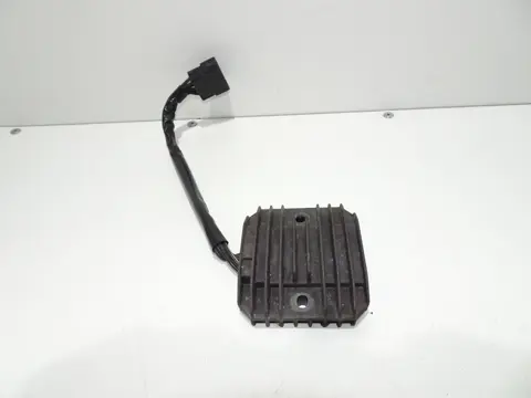 SPANNINGSREGELAAR Kawasaki VN 800 1995 - 2005