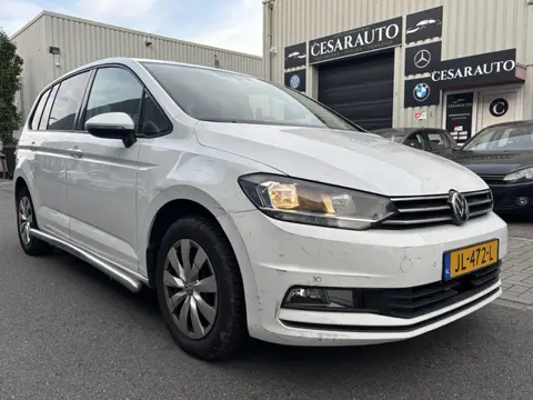 Volkswagen Touran 2.0 TDI SCR AUTOMAAT / DAELER ONDERHOUDEN