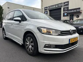 Volkswagen Touran 2.0 TDI SCR AUTOMAAT / DAELER ONDERHOUDEN