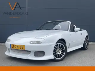 Mazda MX-5 1.6i-16V | Special custom made |