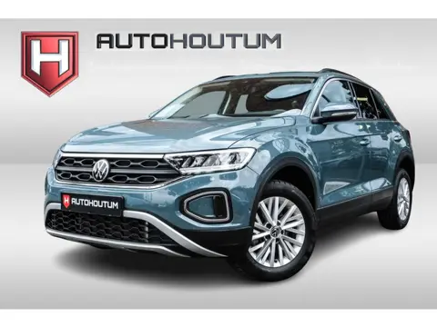 Volkswagen T-Roc 1.5 TSI Life Business Navigatie, Virtual cockpit, Garantie tot 2028!