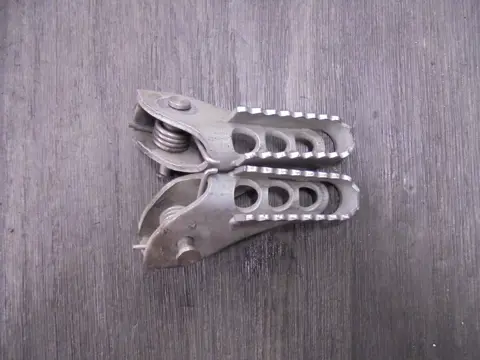 VOETSTEUN LINKS BMW R 1200 GS 2003 - 2007