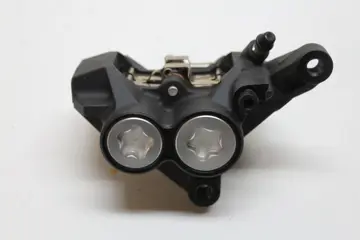 REMKLAUW RECHTS VOOR Yamaha MT 07 2022 - 2024