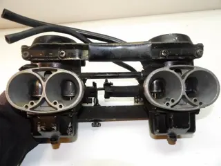 CARBURATEURSET Suzuki GSX 550 EF 1982 - 1989