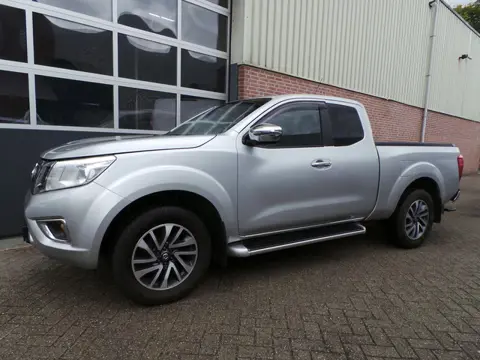 Nissan Navara 2.3 dCi 4X4 N-Connecta King Cab Airco,Cruise,Navigatie,Lm velgen,Enz 3500kg trekken