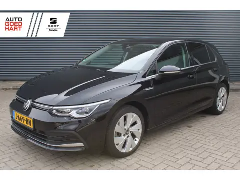 Volkswagen Golf 1.5 TSI Style Alcantara Full-Led Navigatie Adaptive-Cruise Camera Massage Trekhaak