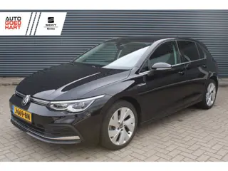 Volkswagen Golf 1.5 TSI Style Alcantara Full-Led Navigatie Adaptive-Cruise Camera Massage Trekhaak