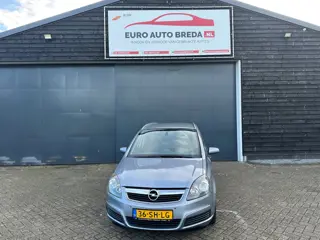 Opel Zafira 2.2 Executive