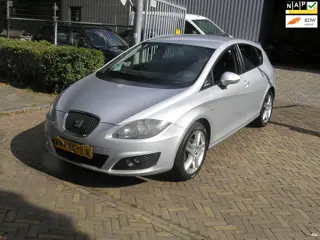 Seat Leon 1.2 TSI Ecomotive Businessline COPA nap pas airco navi APK