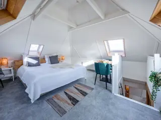 Luxe Farmloft in authentieke stolpboerderij