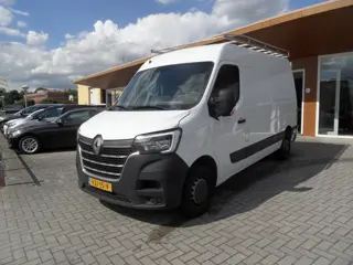 Renault Master T35 2.3 dCi 135 L2H2 (bj 2021)
