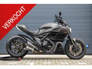 Ducati Diavel Carbon Phantom | Termignoni uitlaatsysteem | Navi | Absolute nieuwstaat