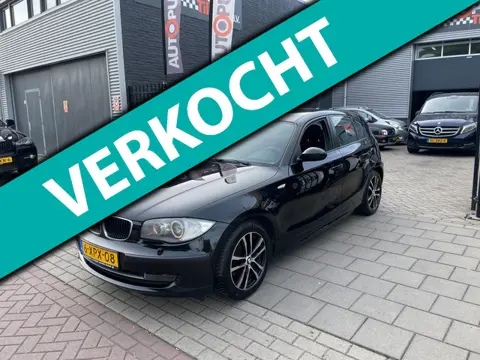 BMW 1-serie 116i Introduction Airco Carplay/Andriod NAP APK