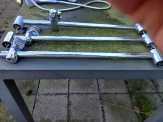 Thermostaatkranen, douchestangen enz.