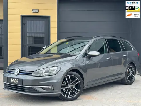 Volkswagen Golf Variant 1.5 TSI Comfortline Business - DSG - 18'' - Virtual - Camera - Carplay