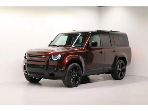 Land Rover Defender 130 D250 130 X-Dynamic SE