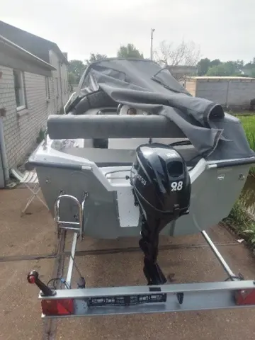 Nieuwe 4,30m sport/console boten donkergrijs