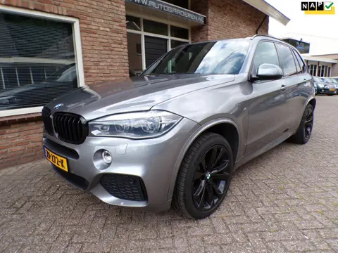 BMW X5 XDrive30d High Executive Automaat / Leder / Navi / M Pakket / Trekhaak