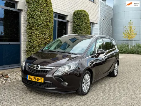 Opel Zafira Tourer 2.0 CDTI Cosmo 7p. | Nieuwe APK |