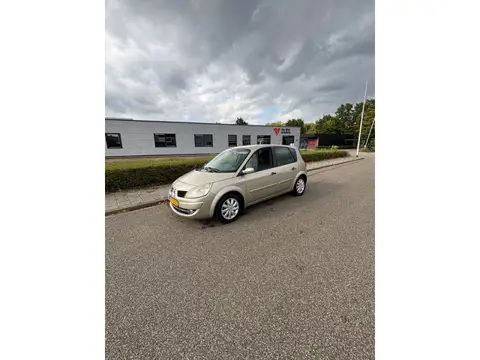 Renault Scénic 2.0-16V AUTOMAAT " APK tot 15-09-2026 "