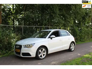 Audi A1 Sportback 1.4 TFSI Attraction Pro Line *CARPLAY !!