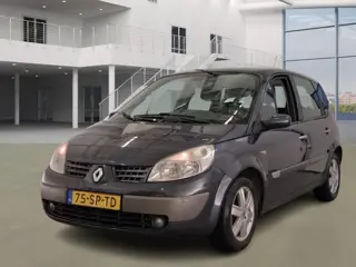 Renault Scénic 2.0-16V Privilège Luxe (bj 2006)