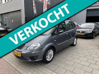 Lancia Musa 1.4 Platino Trekhaak Panoramadak Airco NAP APK