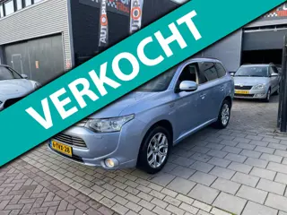 Mitsubishi Outlander 2.0 PHEV Executive Edition 2e Eig Trekhaak NAP APK