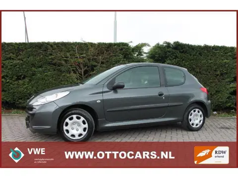 Peugeot 206+ 1.1 access lite