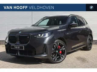 BMW X3 M50 xDrive Automaat / Panoramadak / Trekhaak / Sportstoelen / Parking Assistant Professional 