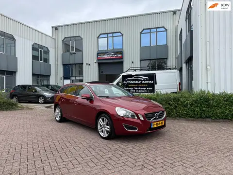 Volvo V60 1.6 T4F Summum
