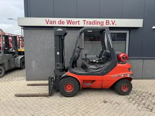 Linde H30T-03 Triplo 475 Freelift/Sideshift/4e functie LPG 1998