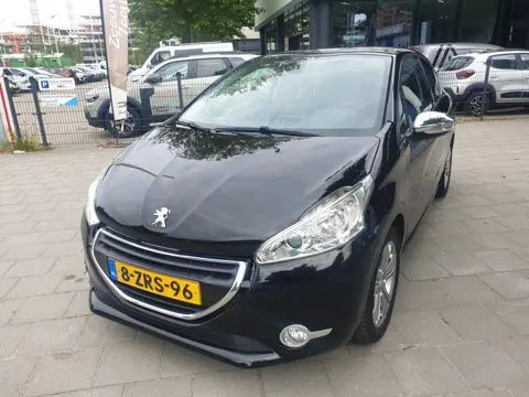 Peugeot 208 1.2 PureTech GT-line (bj 2015)