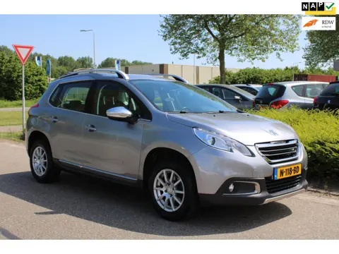 Peugeot 2008 1.2 PureTech ALLURE PACK PREMIUM PLUS/CLIMA AIRCO/CRUISECONTROL/HALF LEER/LM-VELG/nieuw